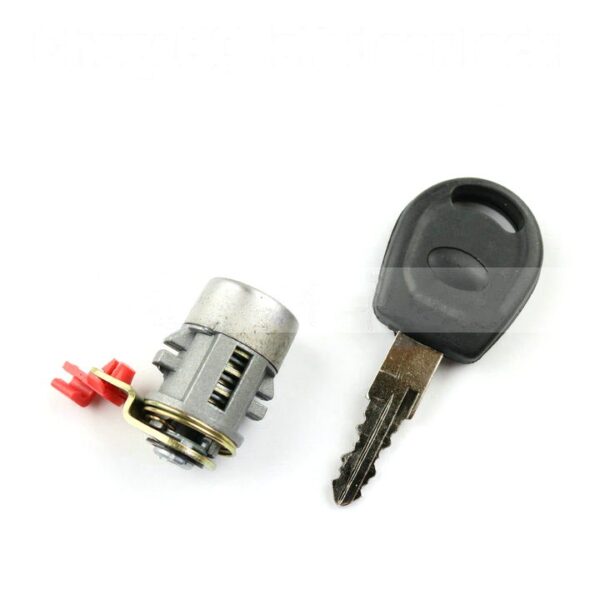 Chery auto parts Chery QQ qq3 left front door lock cylinder QQ central control driver door lock cylinder with key lock